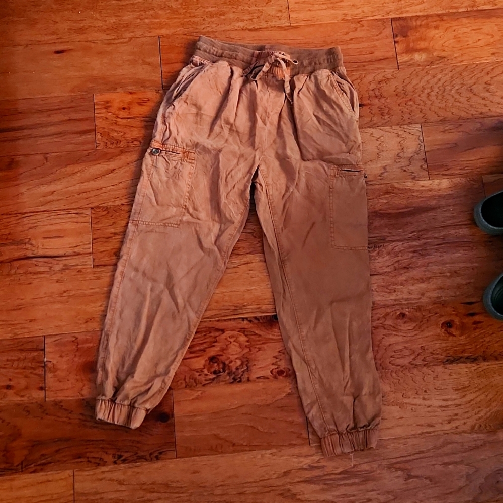 Aerie cargo jogger size small